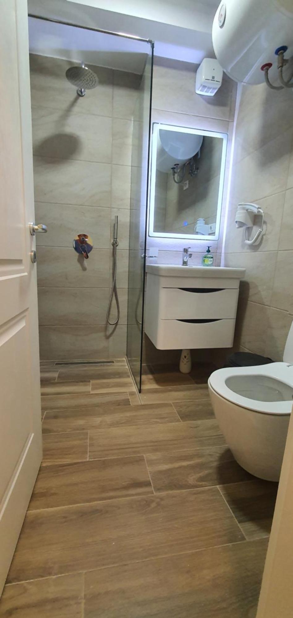 Center Apartment Tirana Exteriör bild
